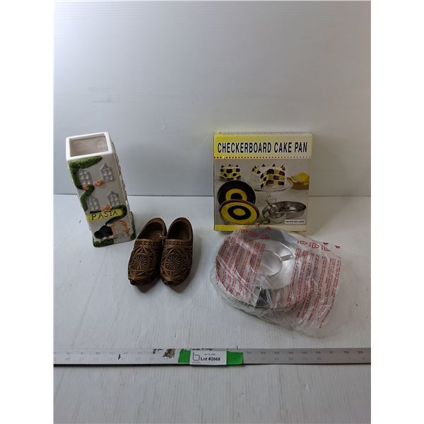 Pasta Storage Container- No Lid, Checkerboard Cake Pan, Decorative Clogs