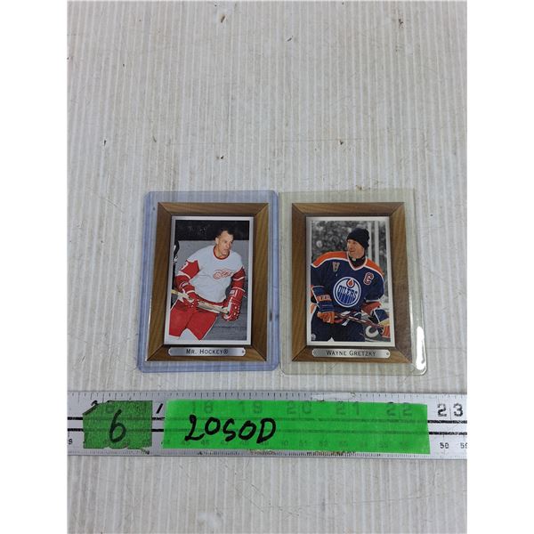 BeeHive Wayne Gretzky & Mr. Hockey Trading Hockey Cards - CANNOT AUTHENTICATE