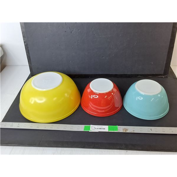 (3) Pyrex Bowls Up to 10.5" Diameter
