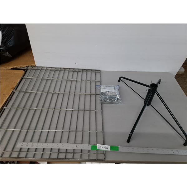 T Pins, Tree Stand, Metal Gate- As Is 48" x 30", Pickup Only
