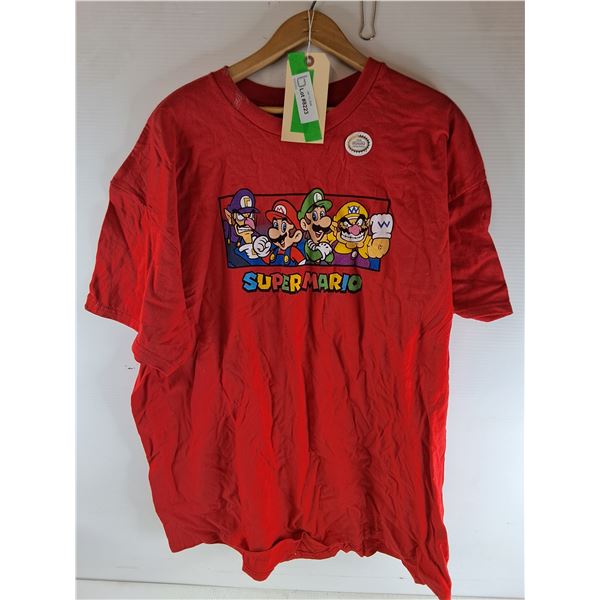 *Nintendo Super Mario T Shirt - Size 2XL