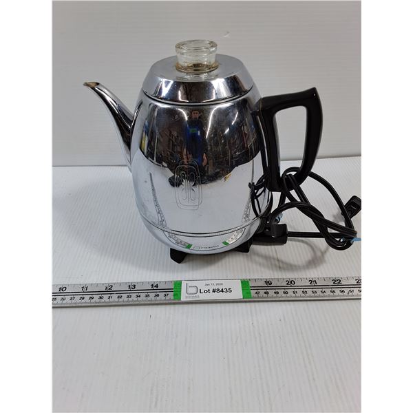 Vintage General Electric Pot Belly Percolator Coffee Maker-powers on,light doesn't work