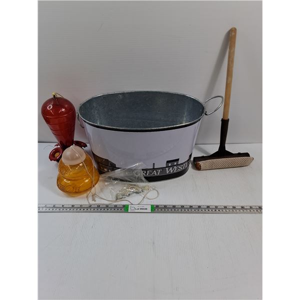 (2) Hummingbird feeders,Great Western Ice Tub, Squeegee, Hardware - PICK UP