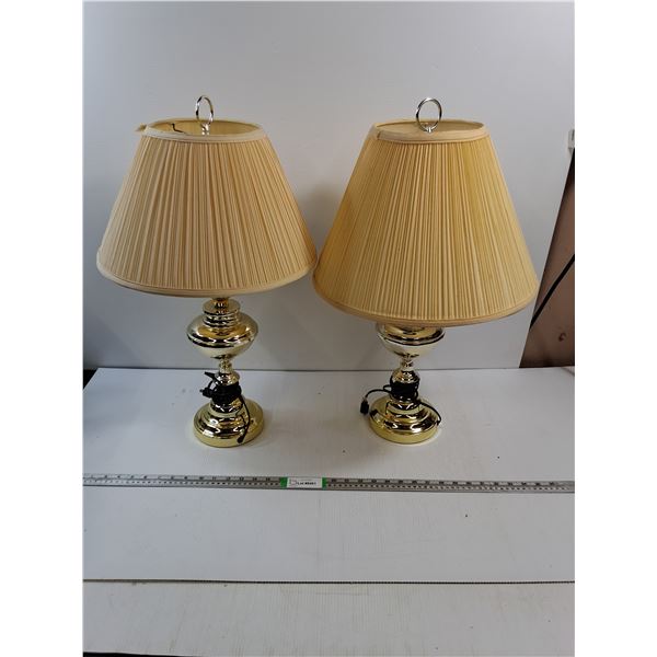 *Pair of Table Lamps-working - PICK UP ONLY