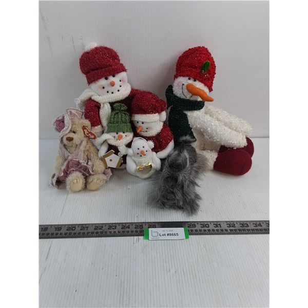 Assorted Stuffy, Christmas Ornamental Toys