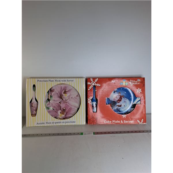 Christmas Cake Plate With Server & Floral Plate With Server