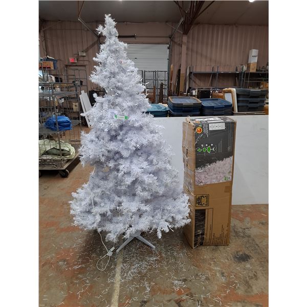 * 7.5ftPre-Lit Kennedy Pine White Artificial Christmas Tree w/ Box, As Is - PICK UP ONLY