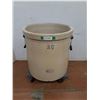 Image 1 : * Medalta #20 Crock - 19" x 19" - CANNOT SHIP