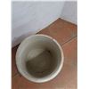 Image 3 : * Medalta #6 Crock - 15" x 14" - CANNOT SHIP
