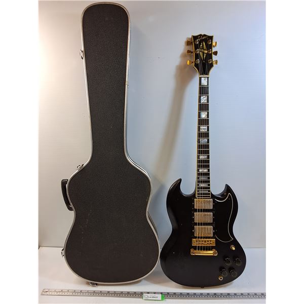 #Vintage Refinished Gibson Custom Electric Guitar w/Hard Case - 38" Long - PICK UP ONLY