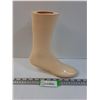 Image 1 : Shoe Mannequin - 10" Tall