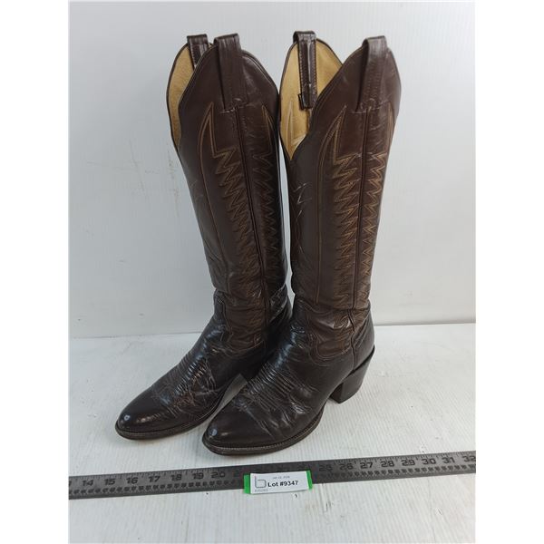 Pair of Leather 'Sanders' Size 9D Cowboy Boots from Mexico