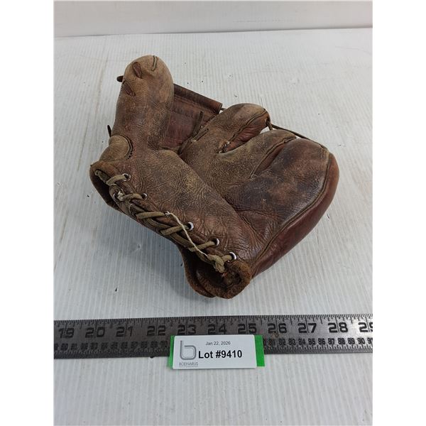Vintage Leather Baseball Glove
