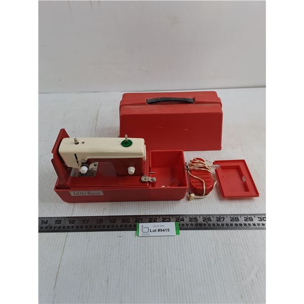 Vintage Little Queen Portable Mini Sewing Machine - Untested, As is