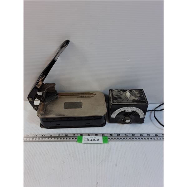 Vintage Corner Page Rounder & Franz Music Counter