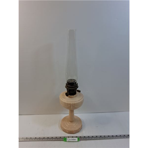 Aladdin Model B-75 Lincoln Drape Kerosene Lamp