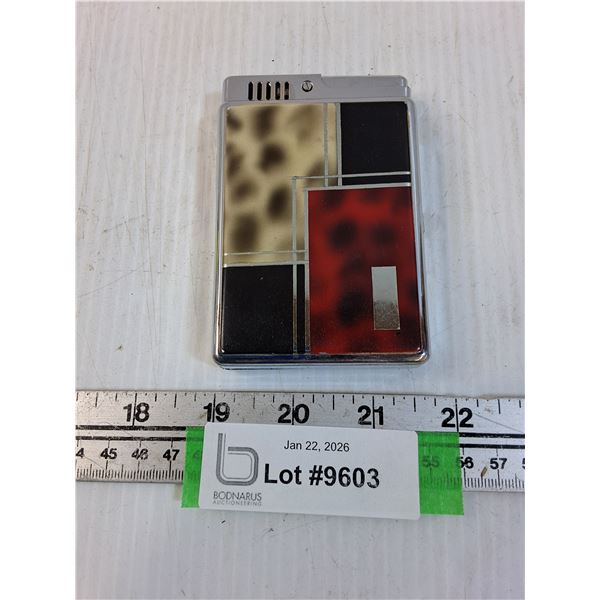 Cigarette Holder w/Built in Lighter - As Is