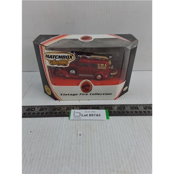Matchbox 'In Box' Die-Cast Vintage Fire Truck - Appears to Be Missing Driver's Front Tire