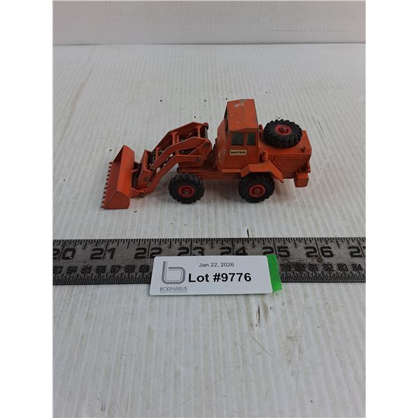 Matchbox Die-Cast "Hatra Tractor Shovel"