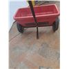 Image 6 : *True Temper Cyclone Lawn Fertilizer Spreader, Cannot Ship