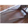 Image 4 : Pallet Forks for Front-End Loader, Pin-Mount Style