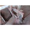 Image 5 : Pallet Forks for Front-End Loader, Pin-Mount Style