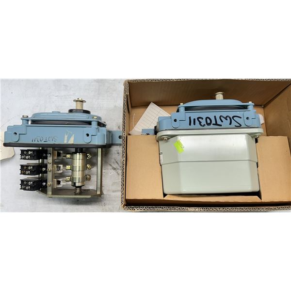 (2) Telemecanique #XR2 AA03K3 Limit Switch Overhead Hoist/Crane