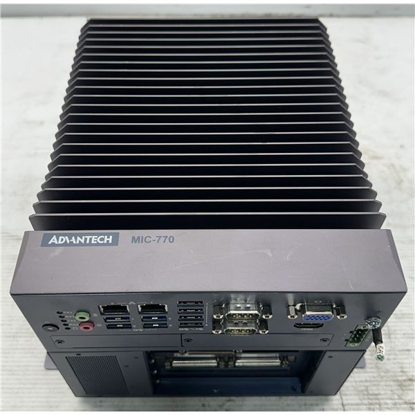 Advantech #MIC-770Q-00A1U / MIC-770 V1 Compact Fanless System