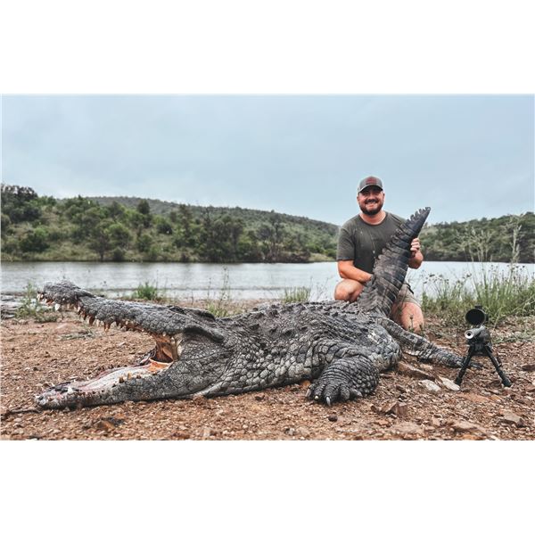 SOUTH AFRICA- CROCODILE HUNT