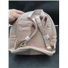 Image 3 : Small Pink Backpack With Dual Straps and Front Pocket