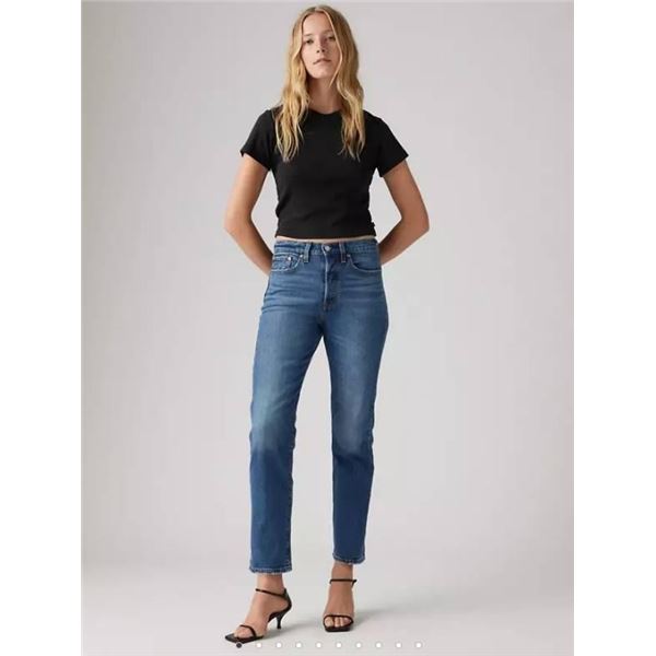 Levi’s Wedgie Straight Jeans, Size 31 x 28, High Rise Denim
