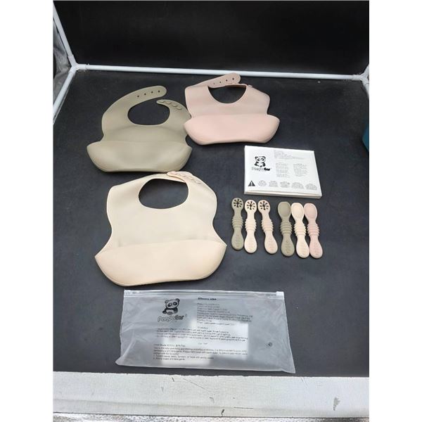 PandaEar Silicone Bibs and Baby Spoons Set with Slotted Design