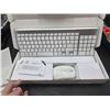 Image 3 : Joyaccess Wireless Keyboard and Mouse Set with White Finish
