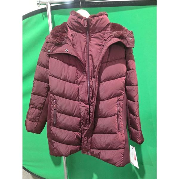 Calvin Klein Sorona Aura Women’s Puffer Jacket, Size M