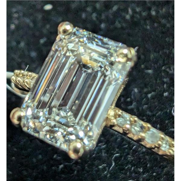 $2300, 10K(1.46g), LAB DIAMOND  (1.55+0.06ct) RING, appraised value $2300