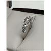 Image 2 : $2100 APPRAISED 3.60 CARAT 5 STONE ANNIVERSARY RING