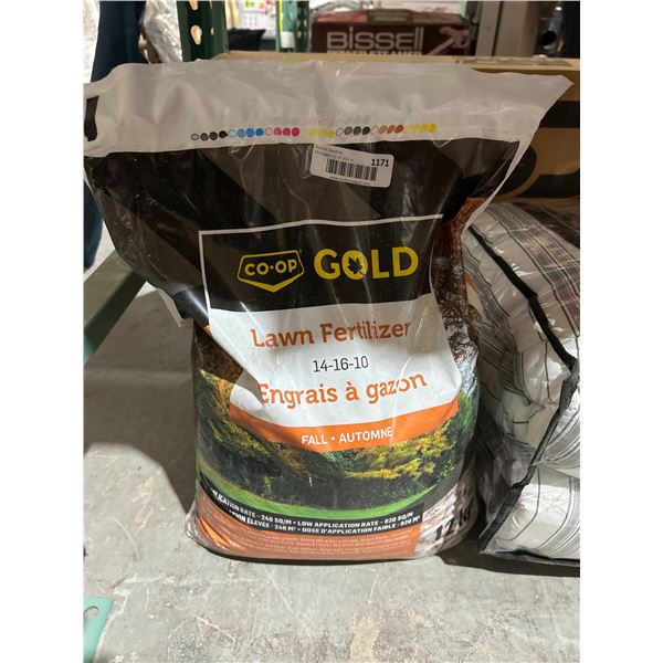 Co-Op Gold Lawn Fertilizer 14-16-10 Fall Formula, 12 KG