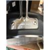 Image 2 : Kirkland Signature 5-Piece Cookware Set with Pans and Lids
