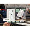 Image 2 : 2 Wall Taps with USB Ports and 6 AC Outlets