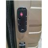 Image 2 : Pack & Fly 3-Piece Suitcase Set – Champagne Edition