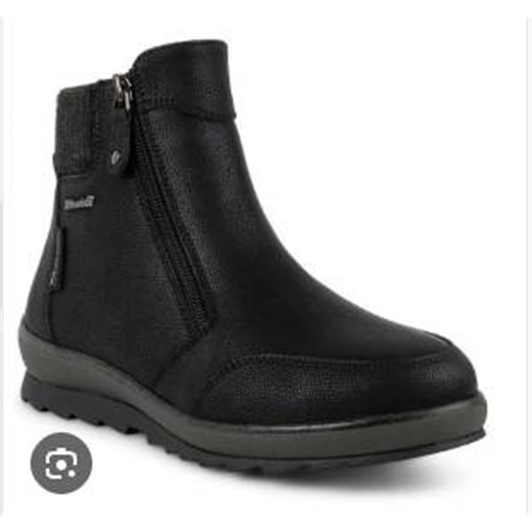 Blondo Women’s Waterproof Ankle Boots, Size 10, Black