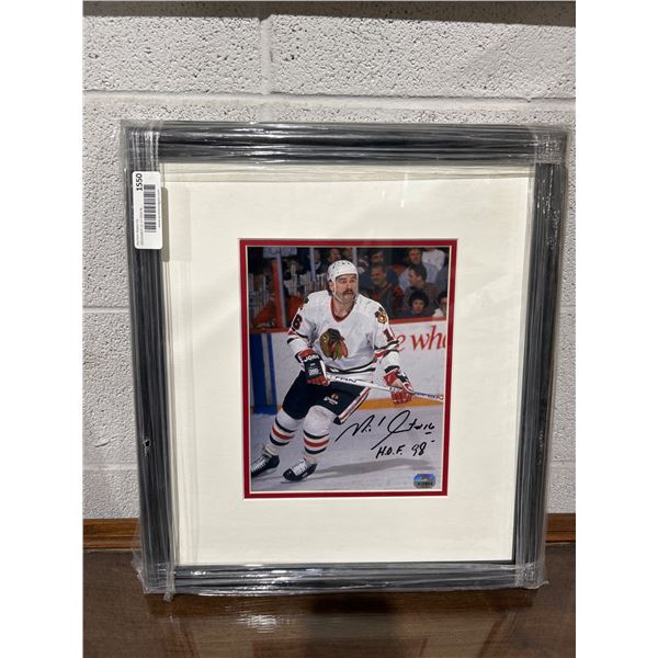 Framed Chicago Blackhawks Autographed Photo with HOF Inscription ( 1ft 6in x 1ft 5in)