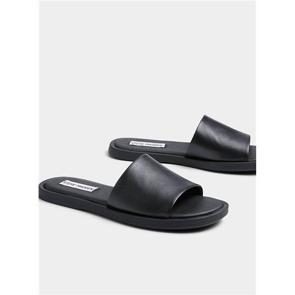 Costco D31 Black Slides, Size 7