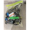 Image 3 : Electric Three-Seater Gray Sofa With Power Cables