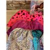 Image 5 : Barbie Dress Up Box Ages 3 + 21 Pcs