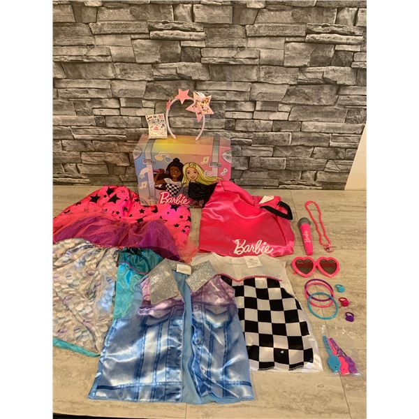 Barbie Dress Up Box Ages 3 + 21 Pcs