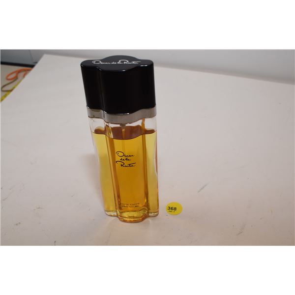 Oscar De La Renta Perfume