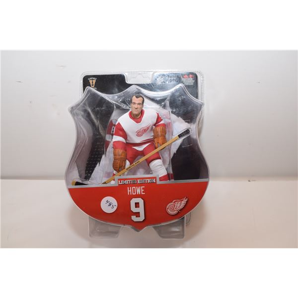 Gordie Howe Figure