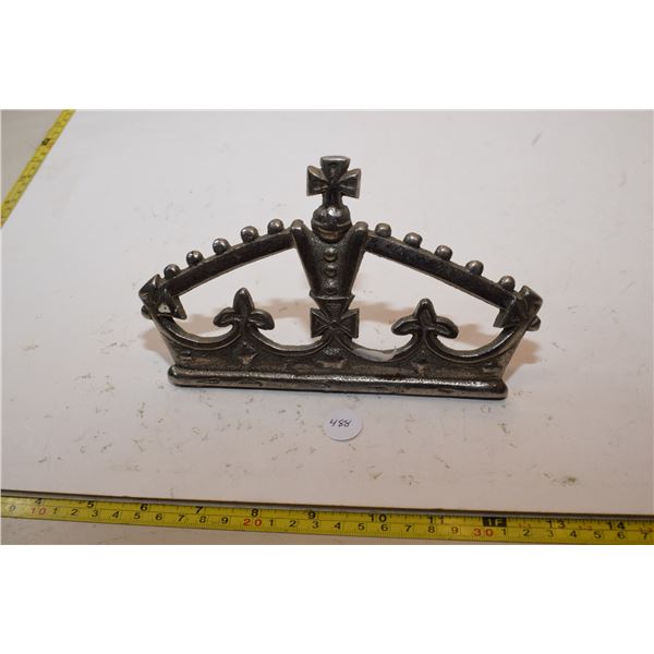 Cast Iron Crown Finial