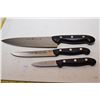 Image 1 : (3) Henckels Knives